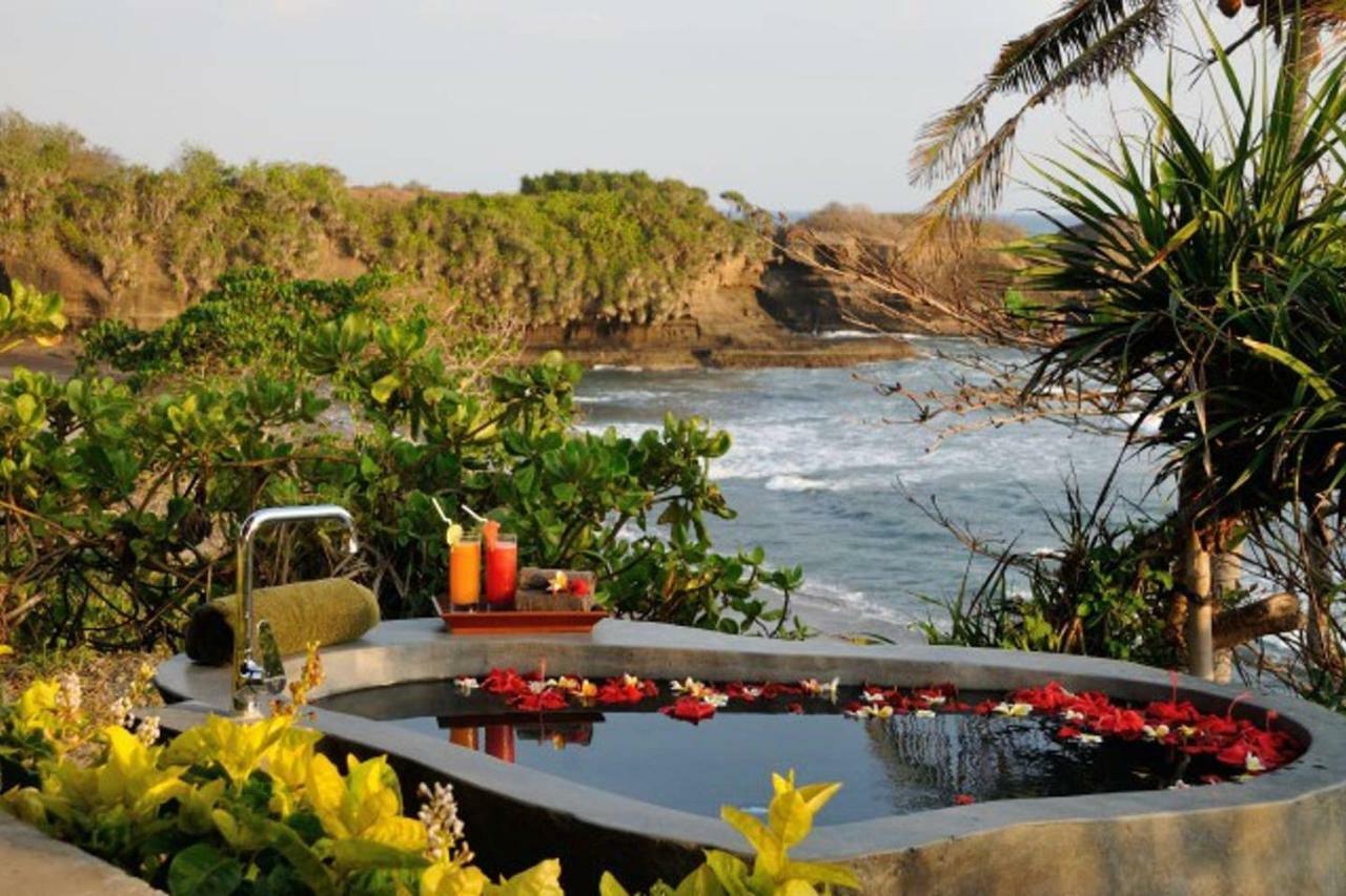 Bulung Daya Beach Villa Retreat Antasari Dış mekan fotoğraf